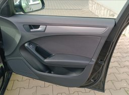 Audi A4 Avant, 3,0 TDi Serviska, 2xALU kola