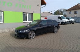 Audi A4 Avant, 3,0 TDi Serviska, 2xALU kola