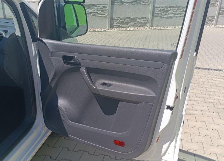 Volkswagen Caddy, 1,6 TDi MAXI, PO SERVISE