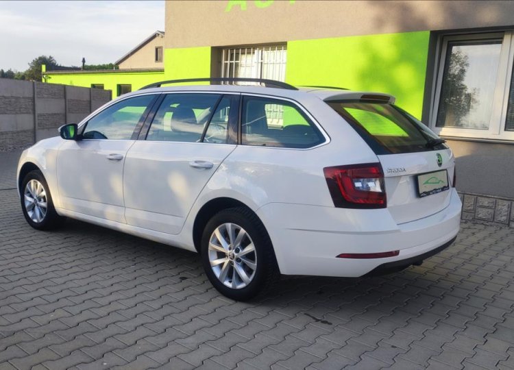 Škoda Octavia, 1,6 TDi STYLE,ČR,Po Rozvodech